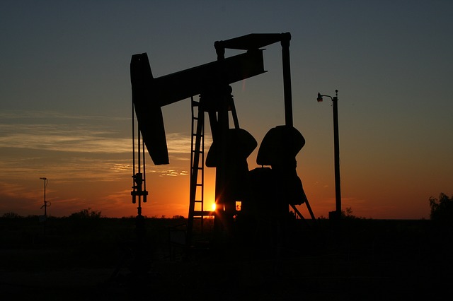 oil-106913_640(2)